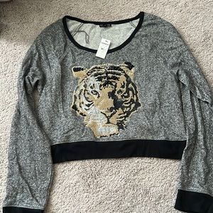NWT Express thin sweater with sequin tiger